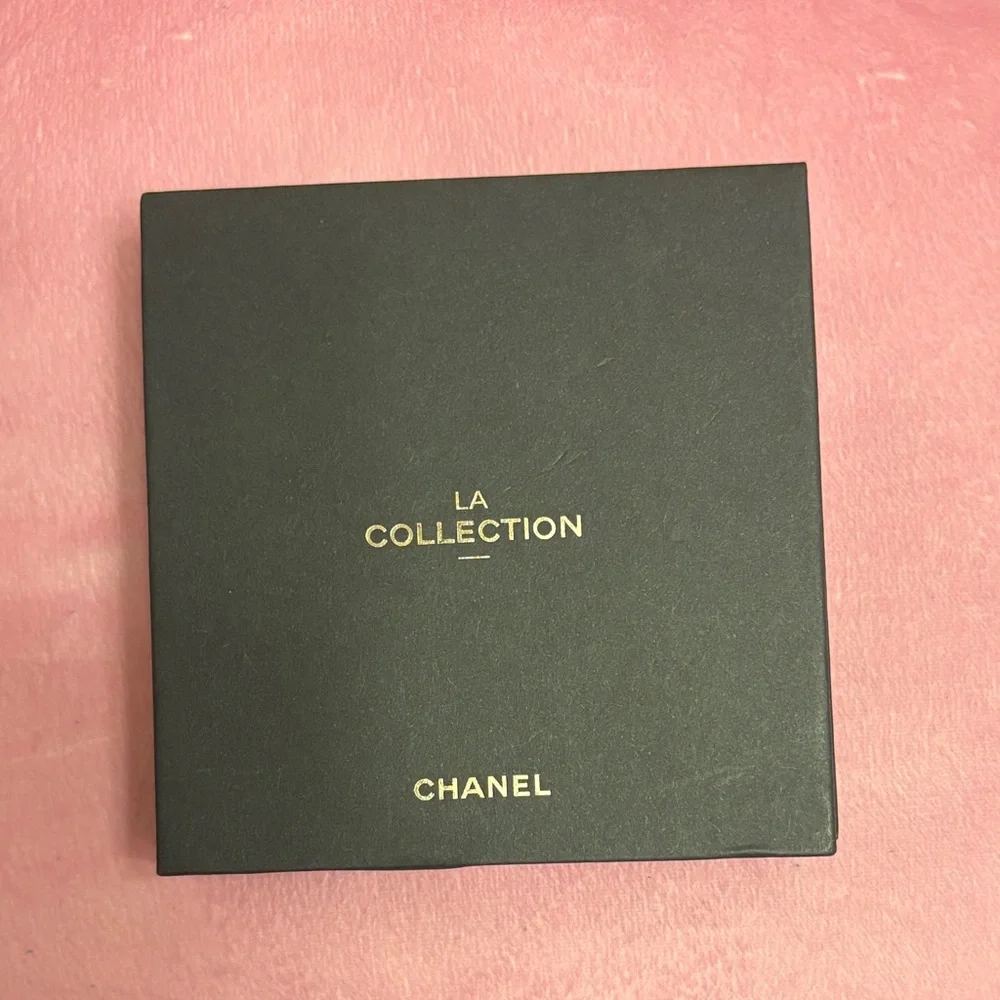 CHANEL La Collection Silver Heart Lock & Key
